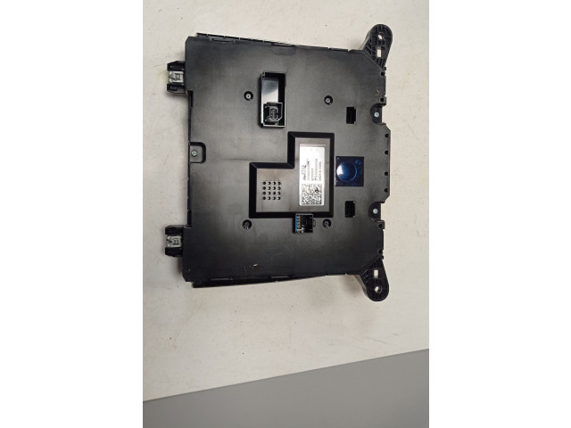 Дисплей    42498392, 42498392   Buick Encore I