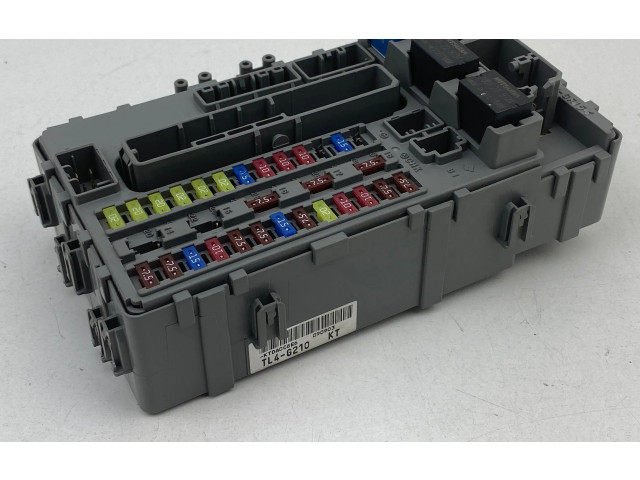Блок предохранителей TL4G210, 090903 Honda Accord