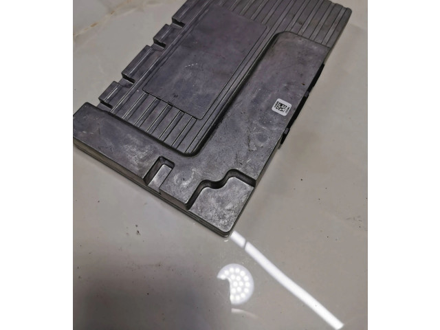 Звукоусилитель 68234112AC   Jeep Grand Cherokee