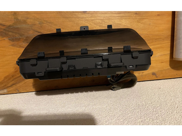 Панель приборов 8022037030, LCF10SYC30 SsangYong Korando