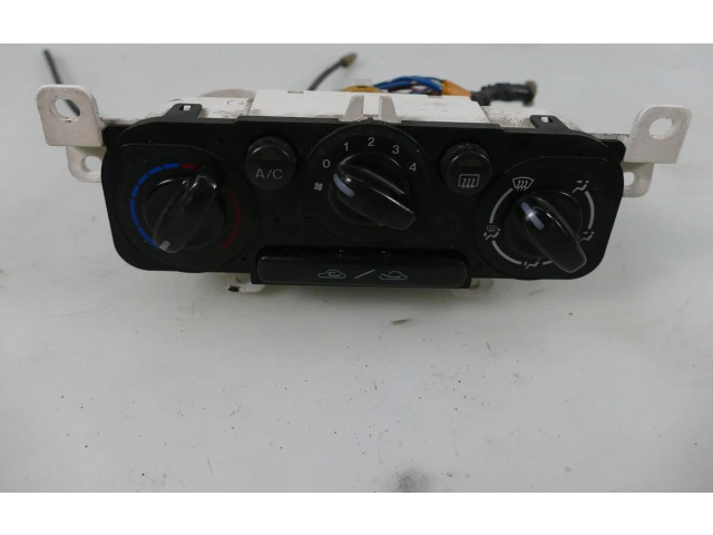 Блок управления климат-контролем    Mazda 323 F