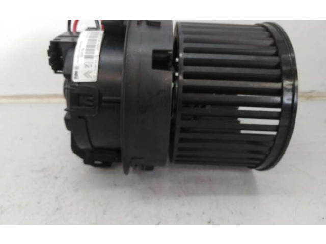 Вентилятор печки    587016001015, E3-B2-39-1   Peugeot 2008 I