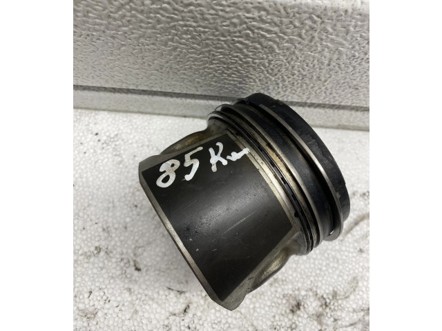  Поршень  86L77  Nissan X-Trail T30 для дизельного двигателя 