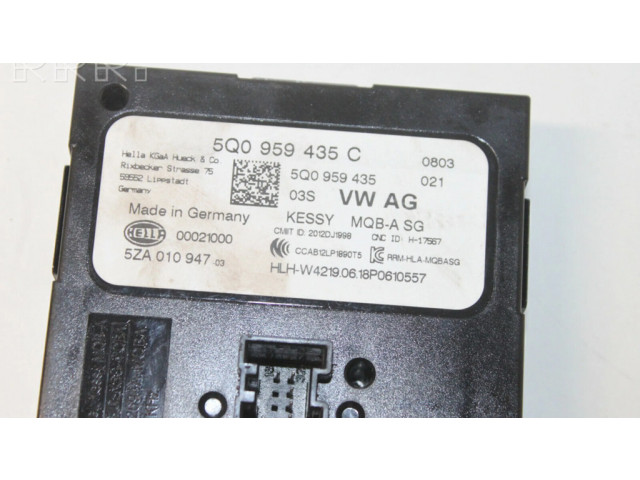 Блок управления 5Q0959435C Audi A3 S3 8V