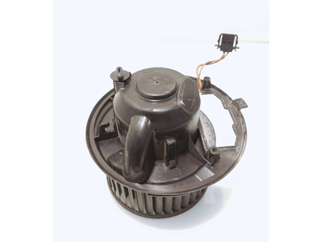 Вентилятор печки    1K1820015F, F995749D   Volkswagen Touran I