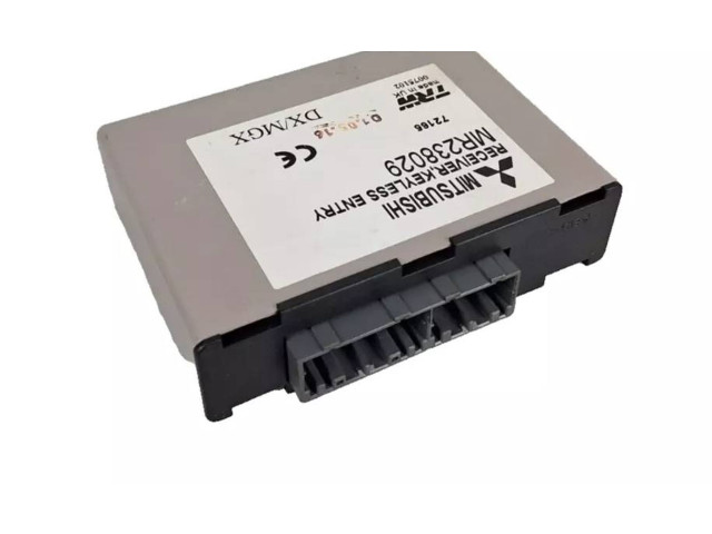 Блок управления MR238029 Mitsubishi Carisma
