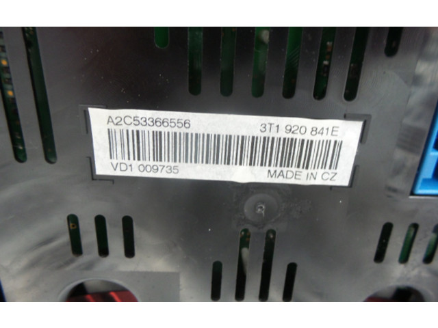 Панель приборов V0009000, 3T1920841E Skoda Superb B6 (3T)