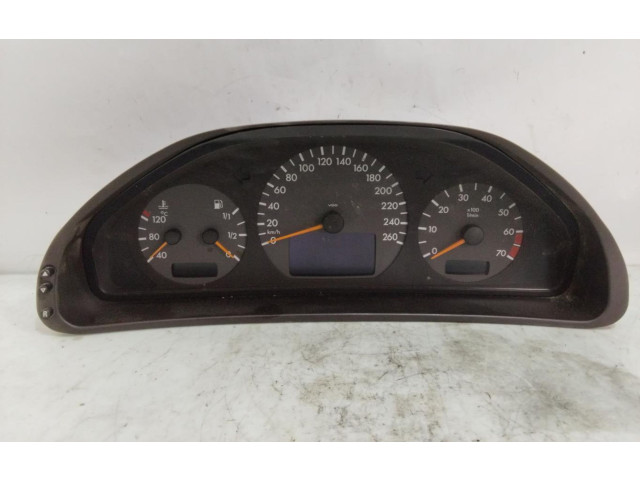 Панель приборов A2105400811   Mercedes-Benz E W210       