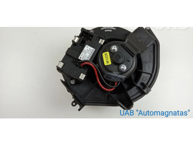 Вентилятор печки    4F0820521, M1228   Audi A6 S6 C6 4F