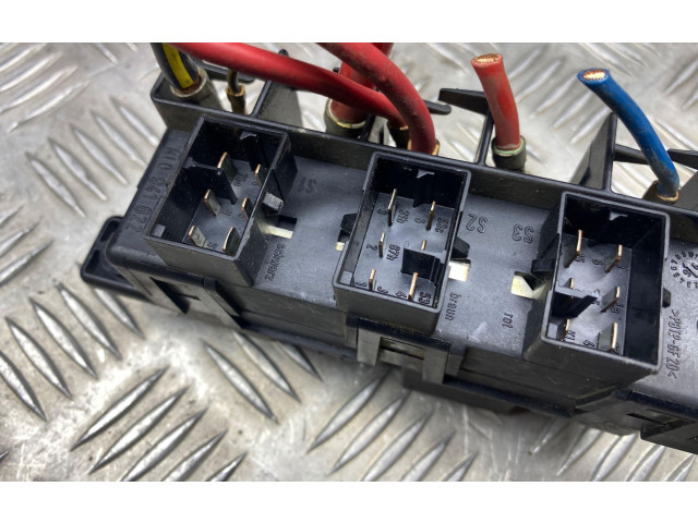 Блок предохранителей 03L130277 Audi RS4 B8