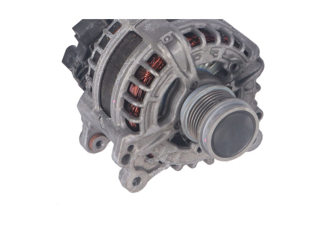 Генератор 05L903026N Audi Q3 F3