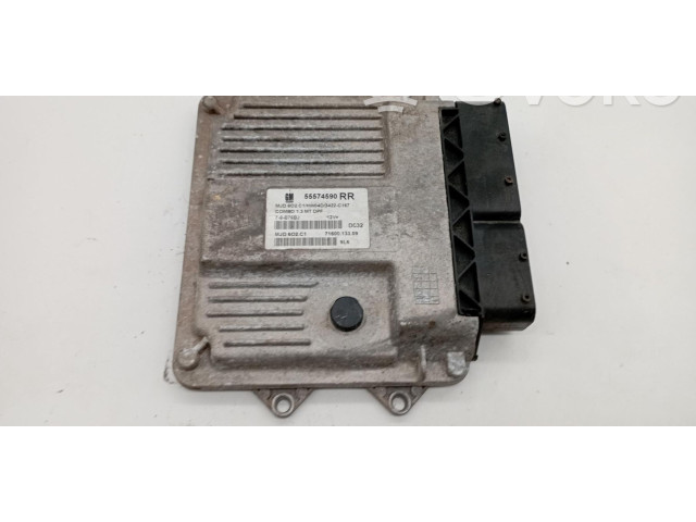 Блок управления двигателем Блок управления 55574590RR Opel Combo D
