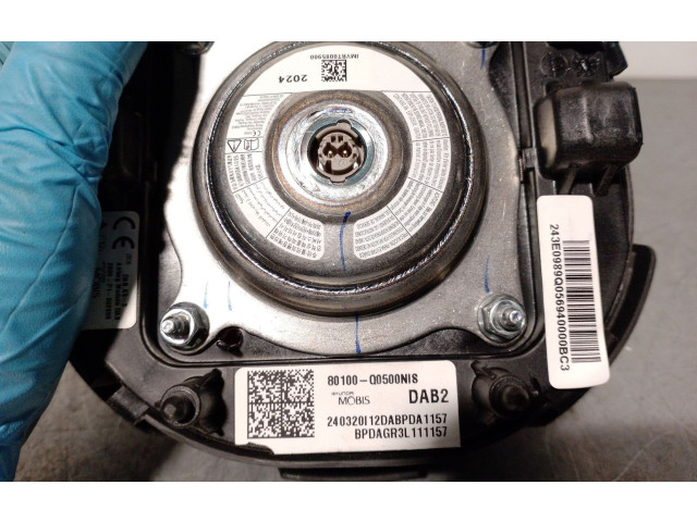 Подушка безопасности водителя 80100Q0500NIS, 80100CO000NNB   Hyundai Bayon