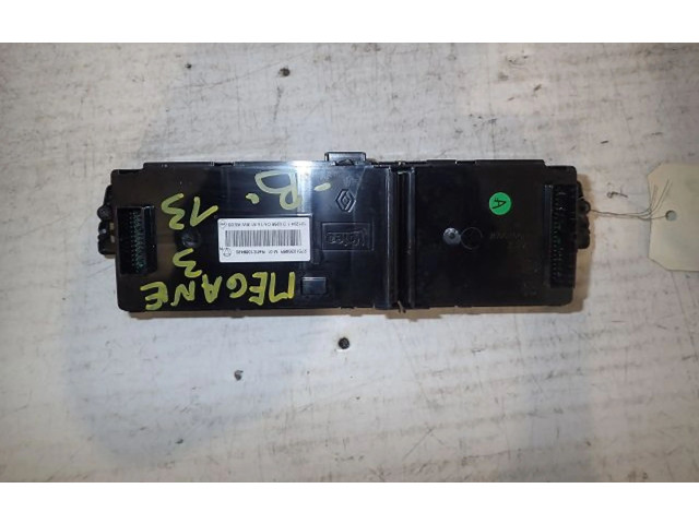 Блок управления климат-контролем T1001786G, 110613210489   Renault Megane III