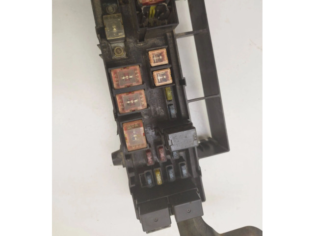 Блок предохранителей    Subaru Forester SF    