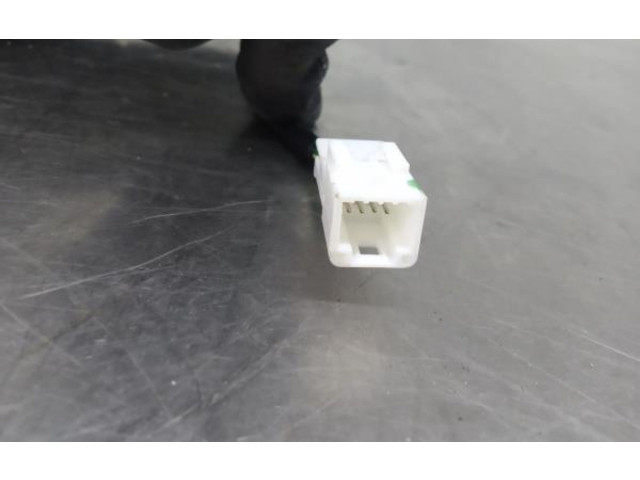 Зеркало электрическое Dacia Duster 2010 - 2017 года