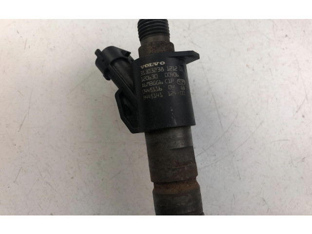 Форсунка 31303238    Volvo V70   