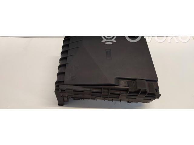   Pojistková skříňka 3C0937125A   Volkswagen Tiguan 2013