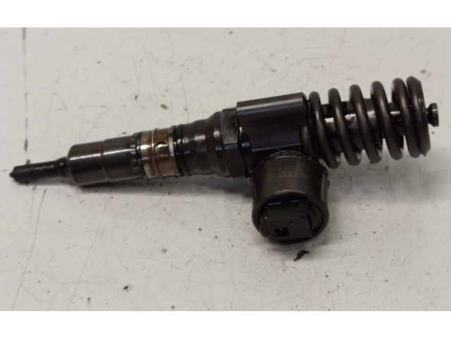 Vstřikovač 03G130073G Dodge Caliber ECD