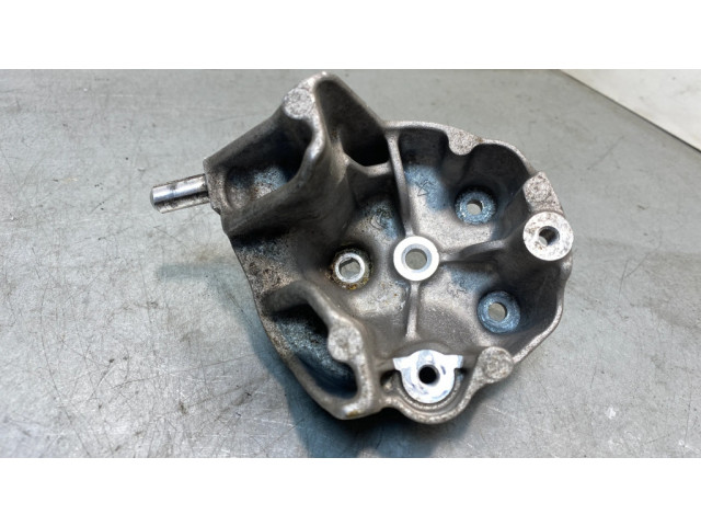 Кронштейн крепления двигателя