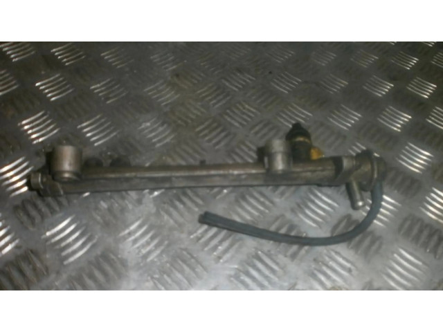 Vstřikovací lišta inp050 Hyundai Scoupe pro benzínový motor 1.5