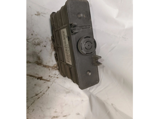 Блок управления коробкой передач 01m927733eq   Volkswagen Golf IV