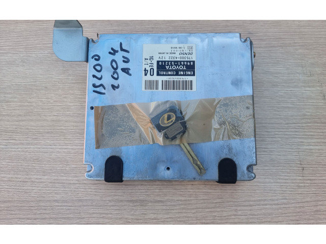 Блок управления двигателя 8966153210   Lexus IS 200-300
