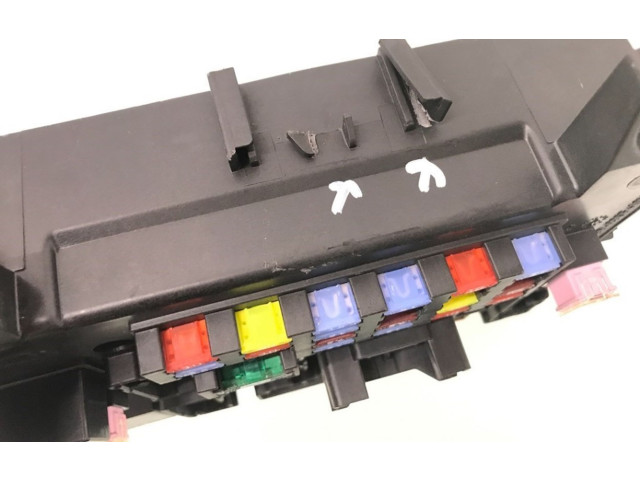 Блок предохранителей 8637A824, 50R411F02 Mitsubishi Outlander