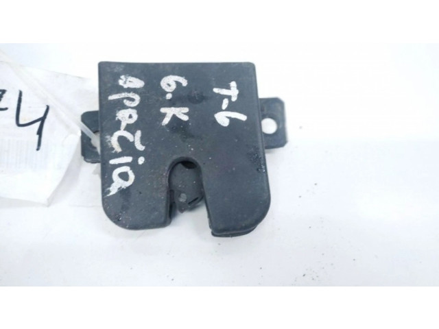 Замок задней крышки