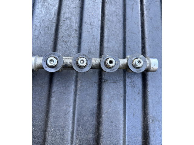 Топливная рампа 0445216032, 000778L2 Infiniti M30 3.0