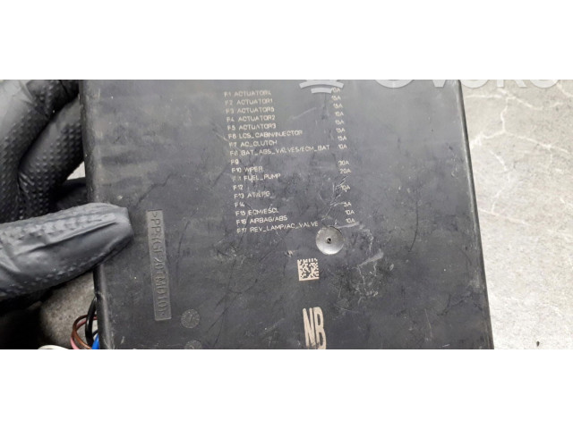 Pojistková skříňka 284B73ZL0A Nissan Pulsar 2016