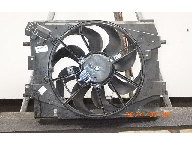 Вентилятор радиатора 214818009R Dacia Sandero