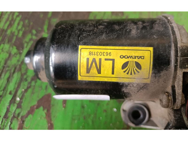 Двигатель стеклоочистителей