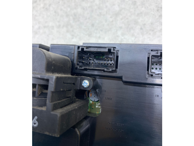 Блок управления климат-контролем 30782694, 12W23E03 Volvo S60