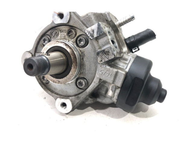 Топливный насос 03L130755D Skoda Superb B6 (3T)