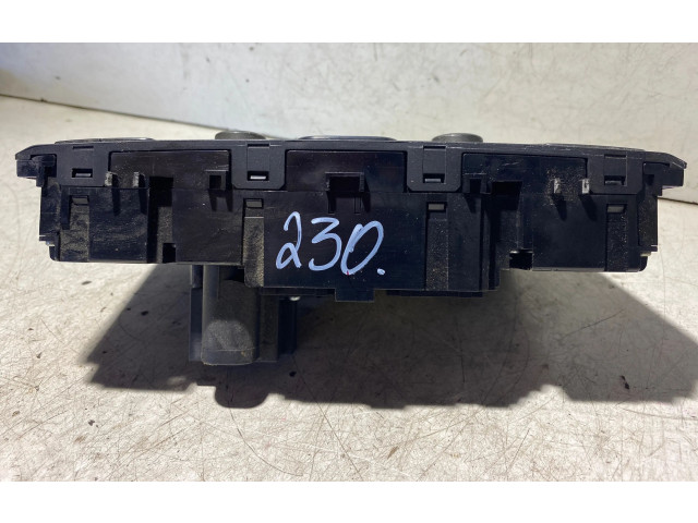 Блок управления климат-контролем    Volvo XC90