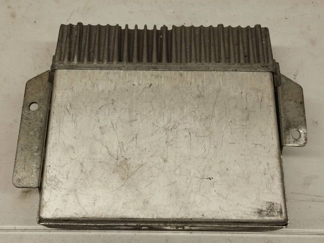 Řídící jednotka 1265450732 Mercedes-Benz S W126 1989