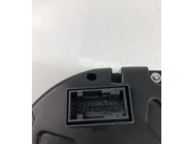 Панель приборов 6V0920740 Skoda Fabia Mk3 (NJ)