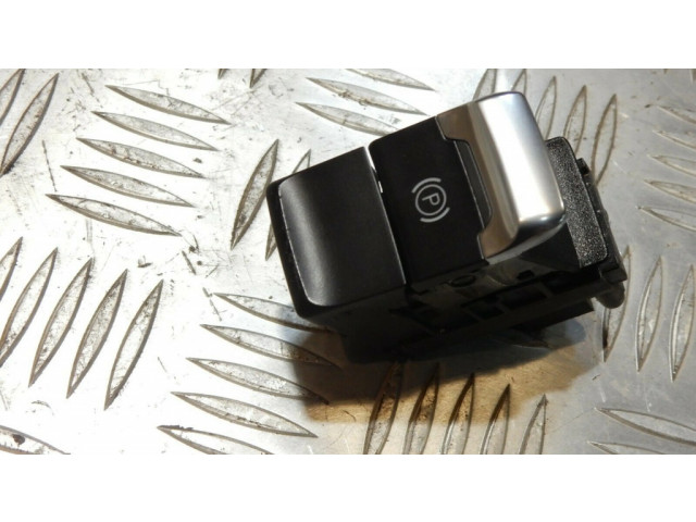 Включатель ручного тормоза