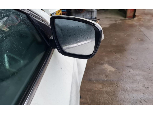 Zpětné zrcátko Nissan Qashqai 2014