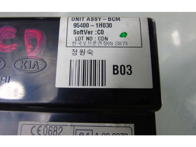 Блок комфорта 954001H030   KIA Ceed   