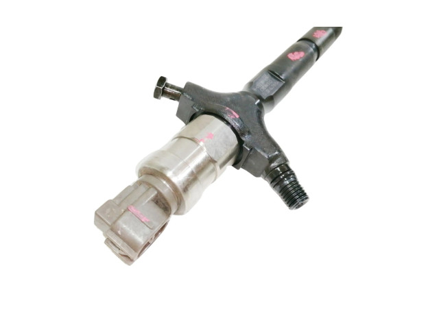 Vstřikovač 8972391617 Renault Vel Satis P9X701