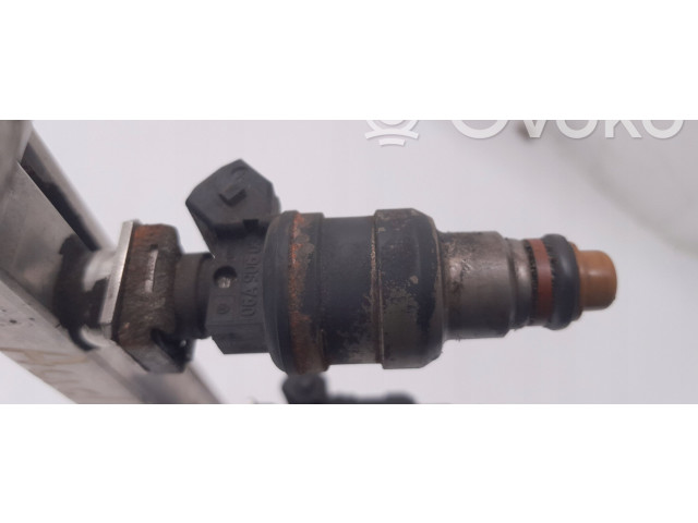 Топливная рампа 06A906031, 0280160557   Audi A3 S3 8L  