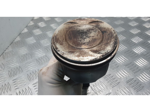 Поршень с шатуном Jaguar S-Type