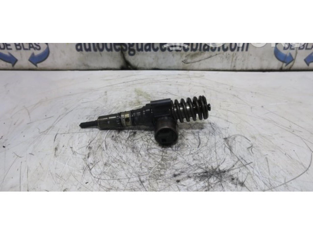 Жиклер (жиклеры) (форсунка (форсунки) 03G130073G Skoda Octavia Mk2 (1Z)