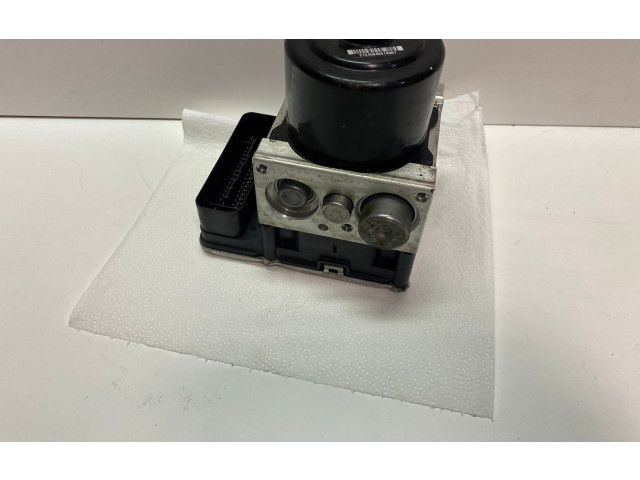 Jednotka ABS 7P0907379G, 7P0614517G   Volkswagen Touareg II 2011