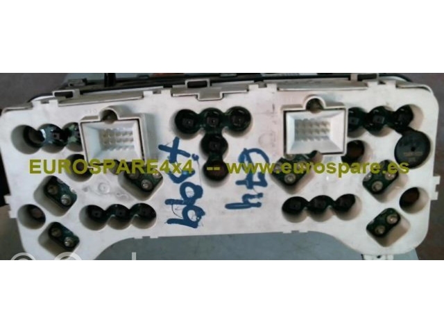 Přístrojová deska  Jeep Cherokee 1988 P56009730AC  