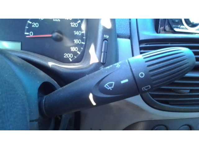 Ручка стеклоочистителей    Fiat Punto Evo