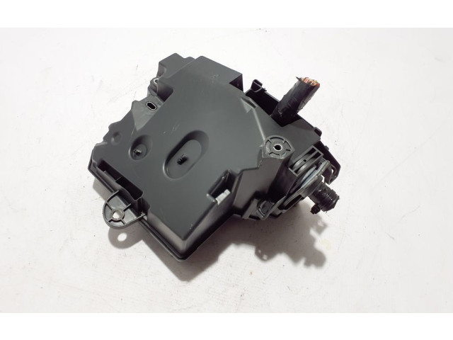 Блок предохранителей 243128516R Dacia Jogger