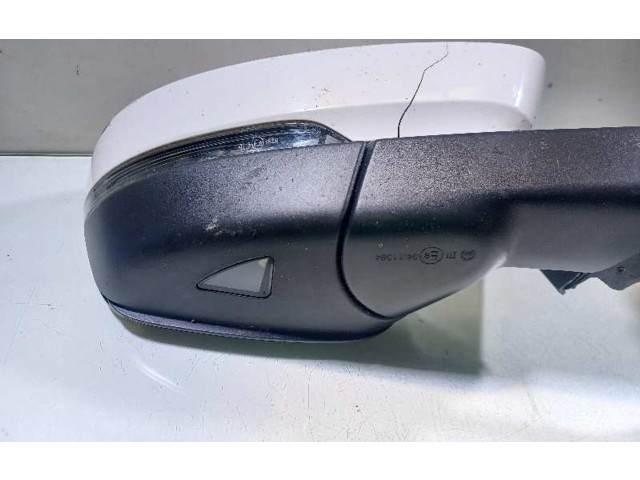 Зеркало электрическое Skoda Karoq 2017 - года